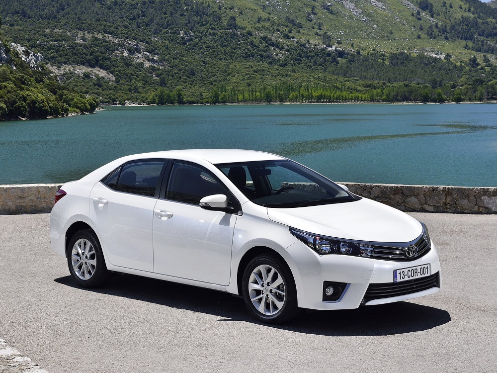 Открыть Тойота (Toyota) в Махачкале без повреждений